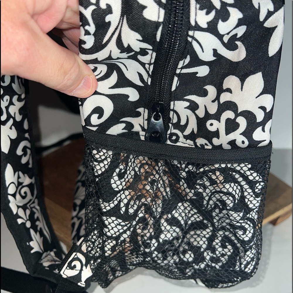 Trendy backpack - Picture 4 of 5